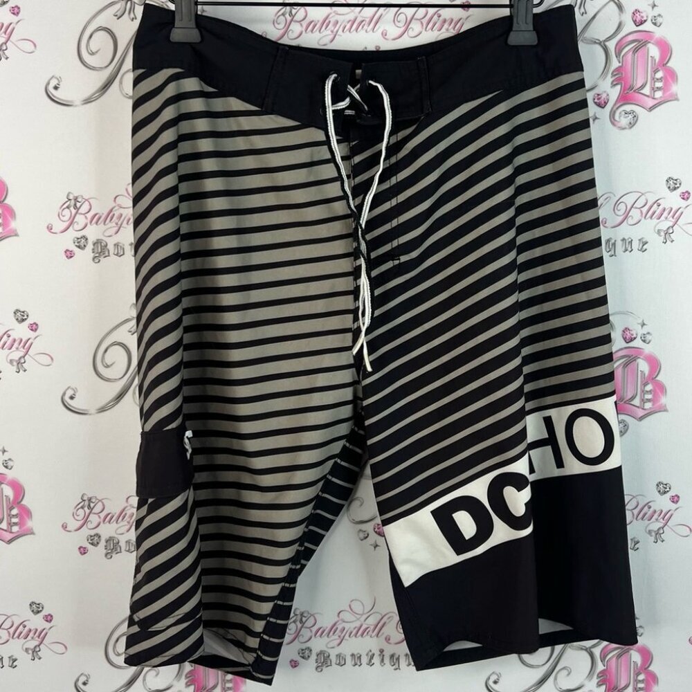DC shoes shorts striped Men's Black white grey Striped Board Shorts swim